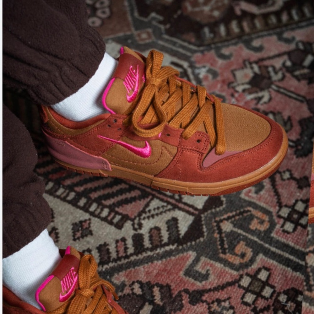 ✔️EUC✔️ NIKE Dunk Low Disrupt 2 Desert Bronze